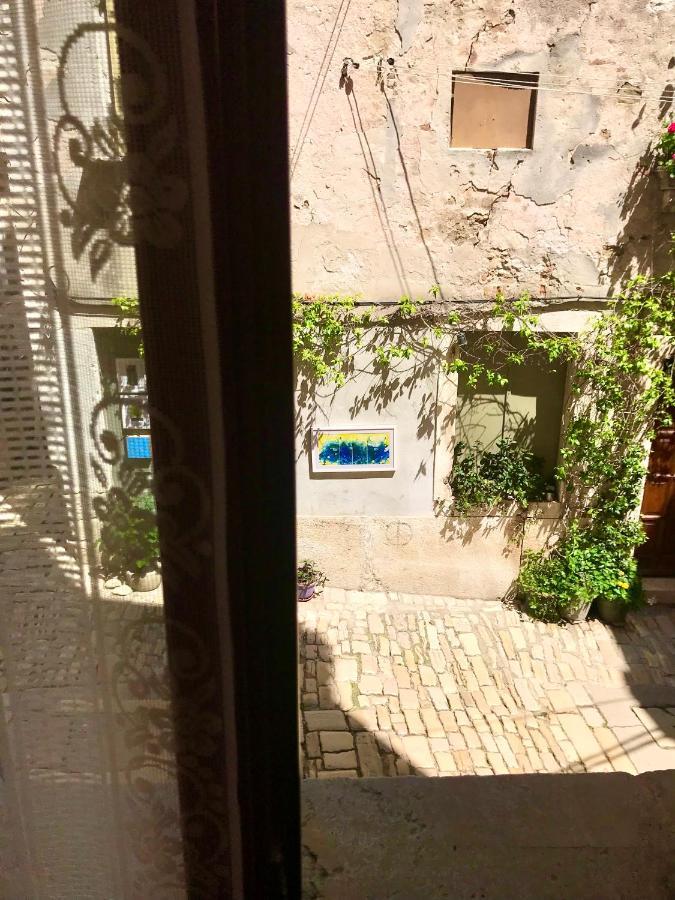 Casa Vittoria Hotel Rovinj Exterior photo